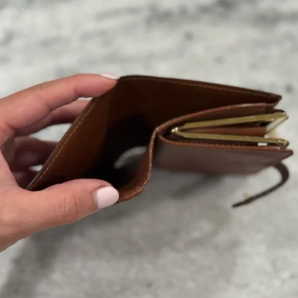 Louis Vuitton-Monogram Canvas Key Holder - Picture 4 of 6